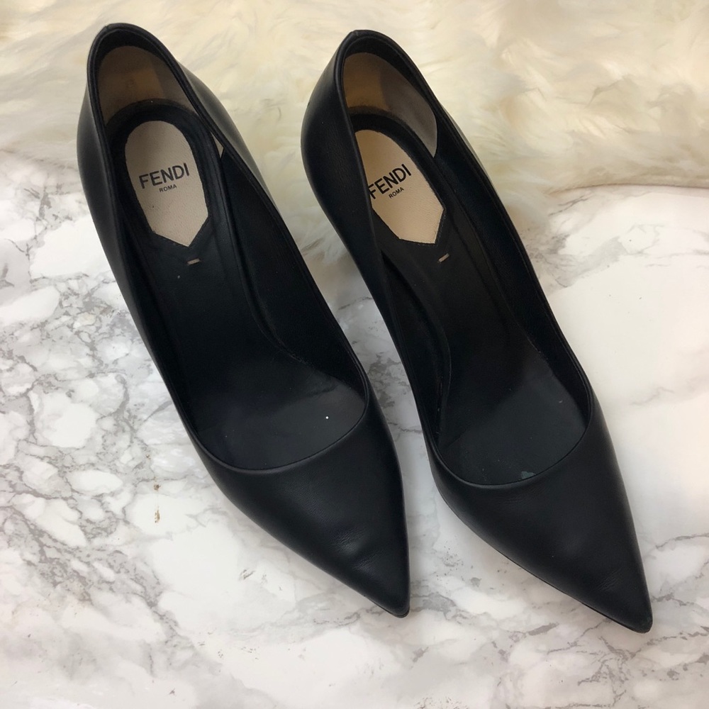 Fendi Black Flamingo Leather Pointed Toe Pumps - Picture 2 of 8